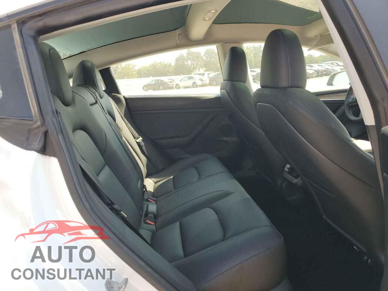 TESLA MODEL 3 2023 - 5YJ3E1EB5PF677409