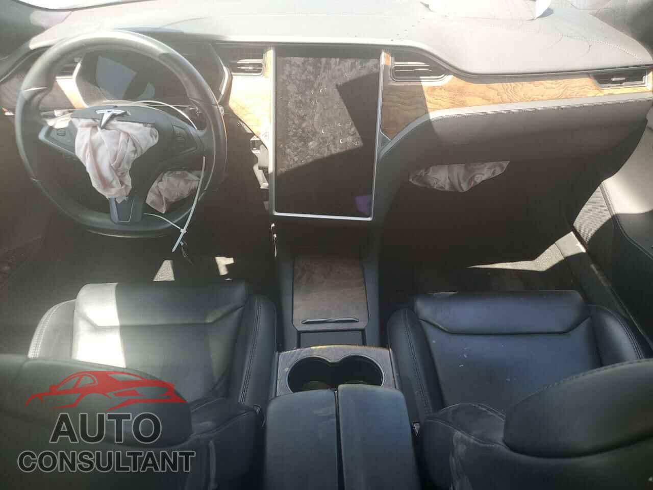 TESLA MODEL S 2018 - 5YJSA1E25JF273444