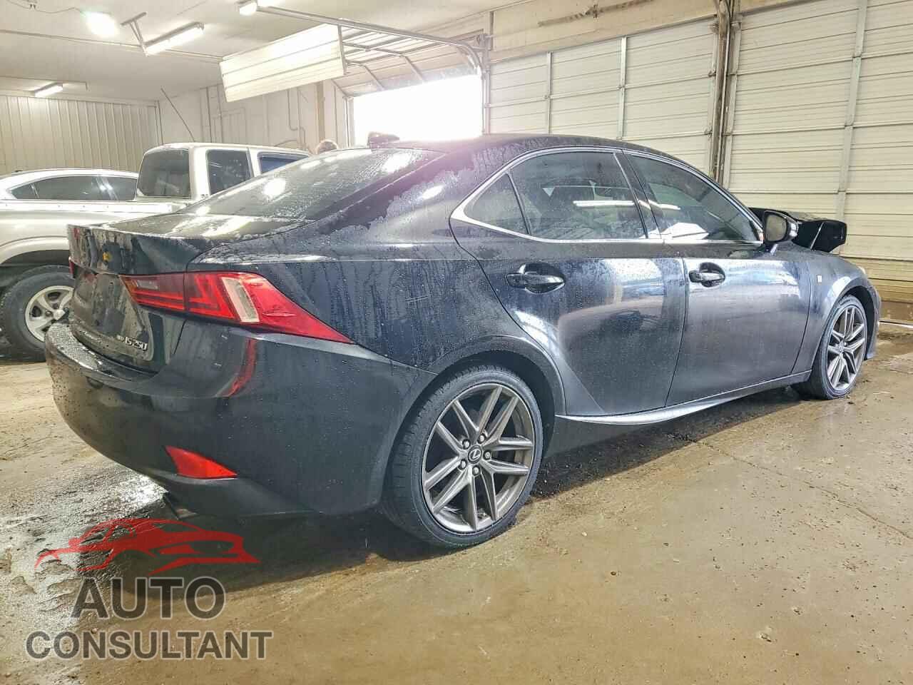 LEXUS IS 2015 - JTHCF1D26F5027341