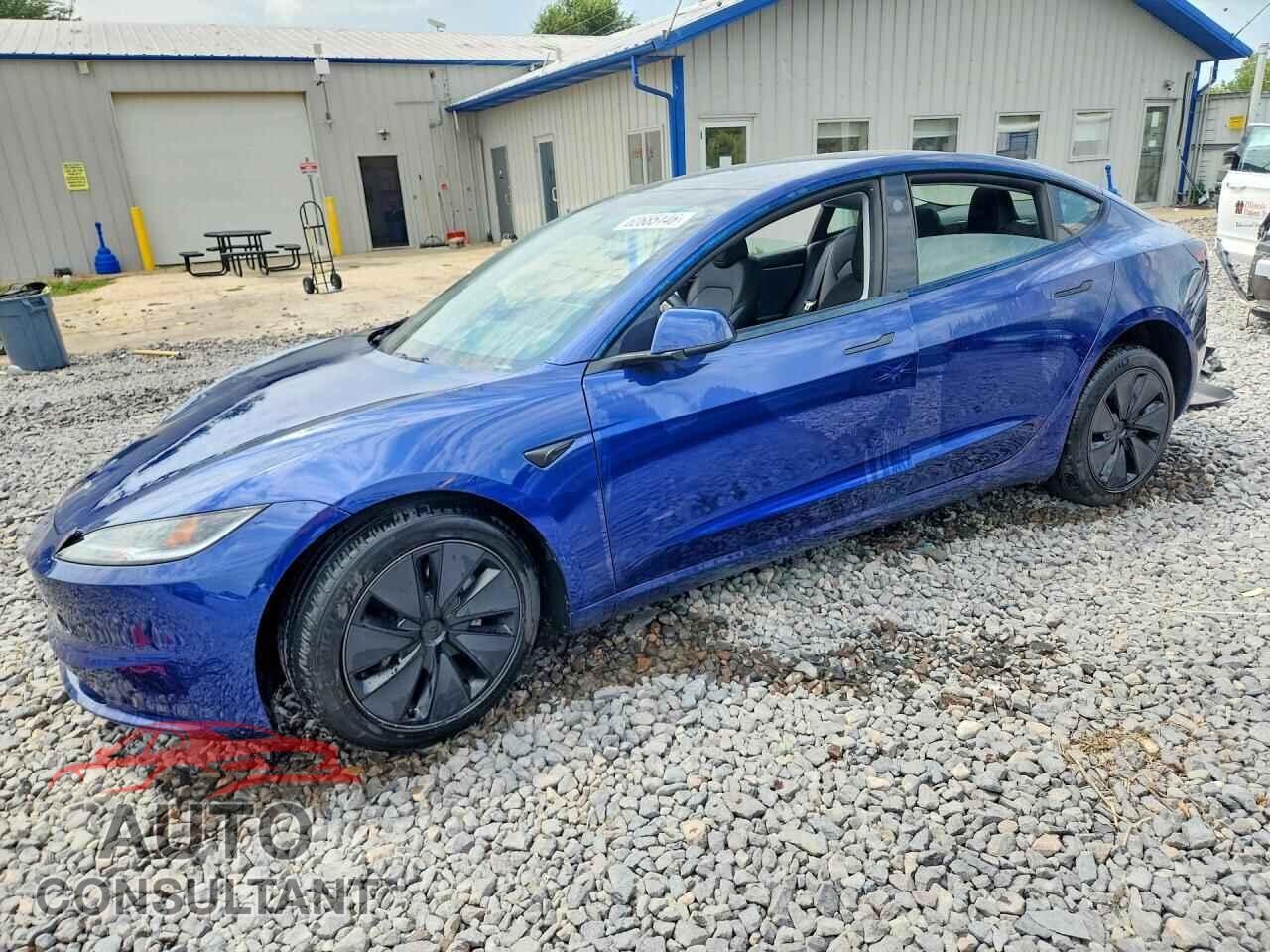 TESLA MODEL 3 2024 - 5YJ3E1EA9RF870284
