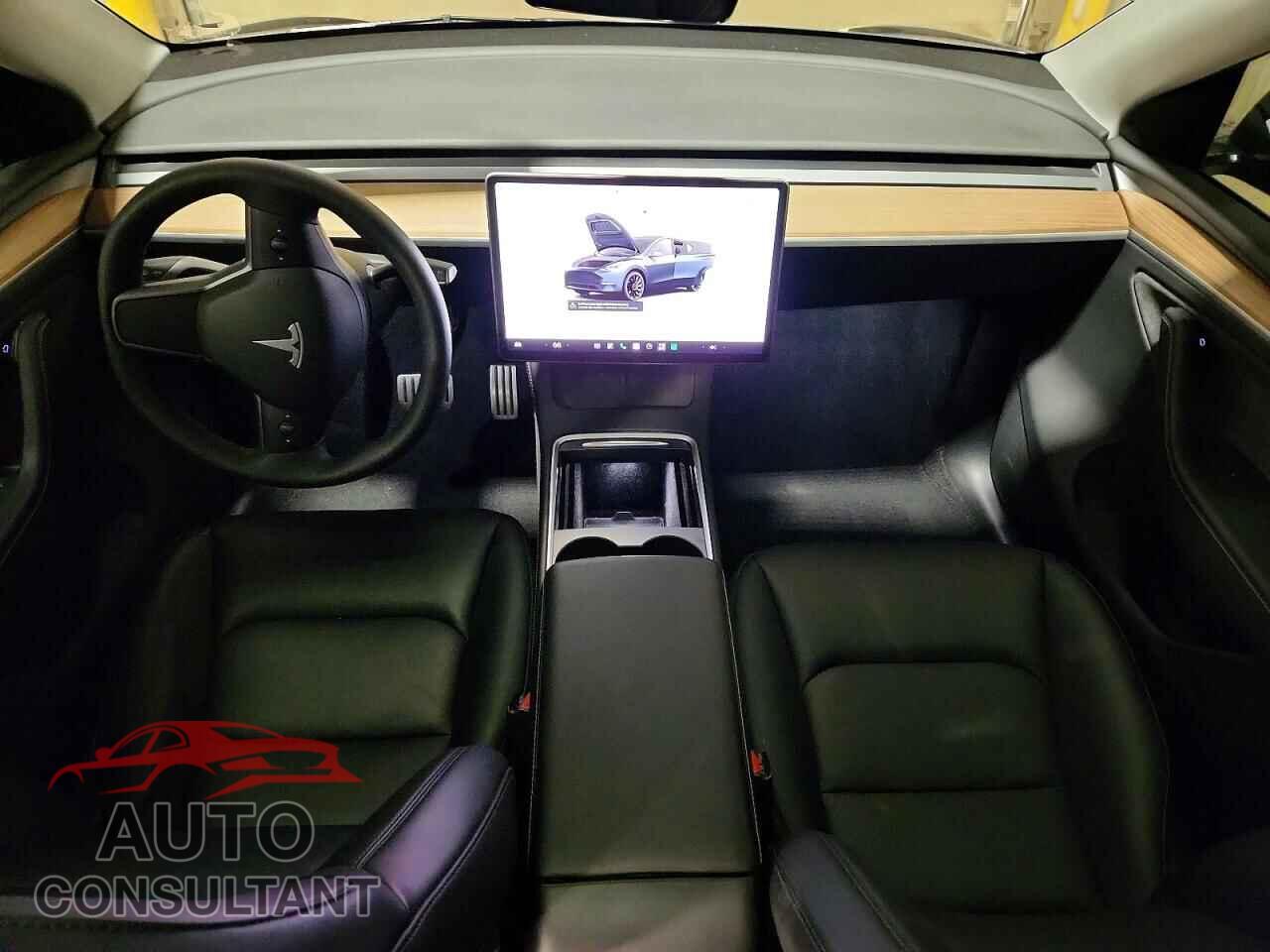 TESLA MODEL Y 2024 - 7SAYGDEF2RA326237