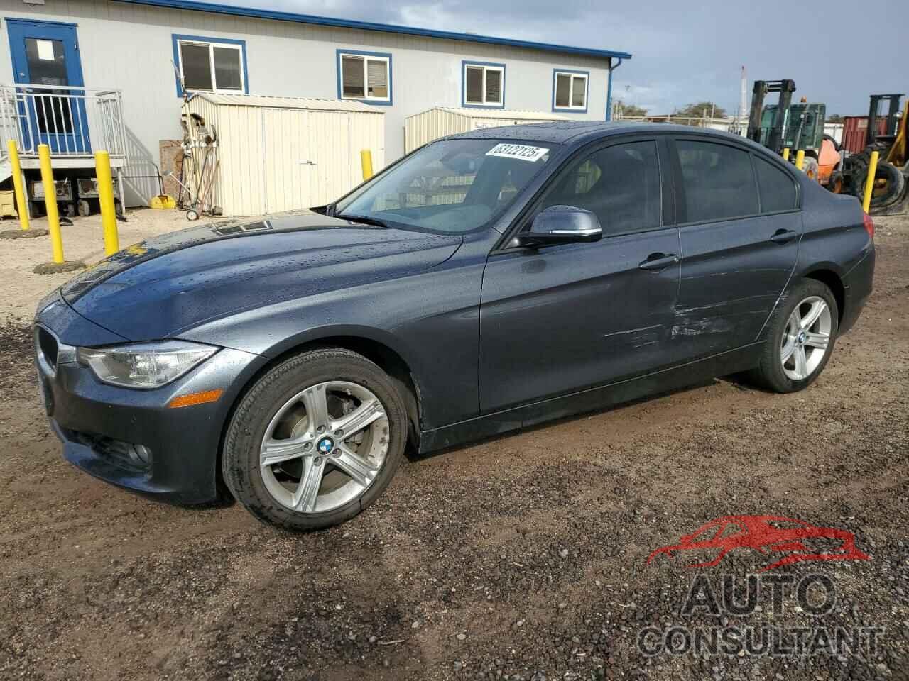 BMW 3 SERIES 2013 - WBA3A5C57DF359960