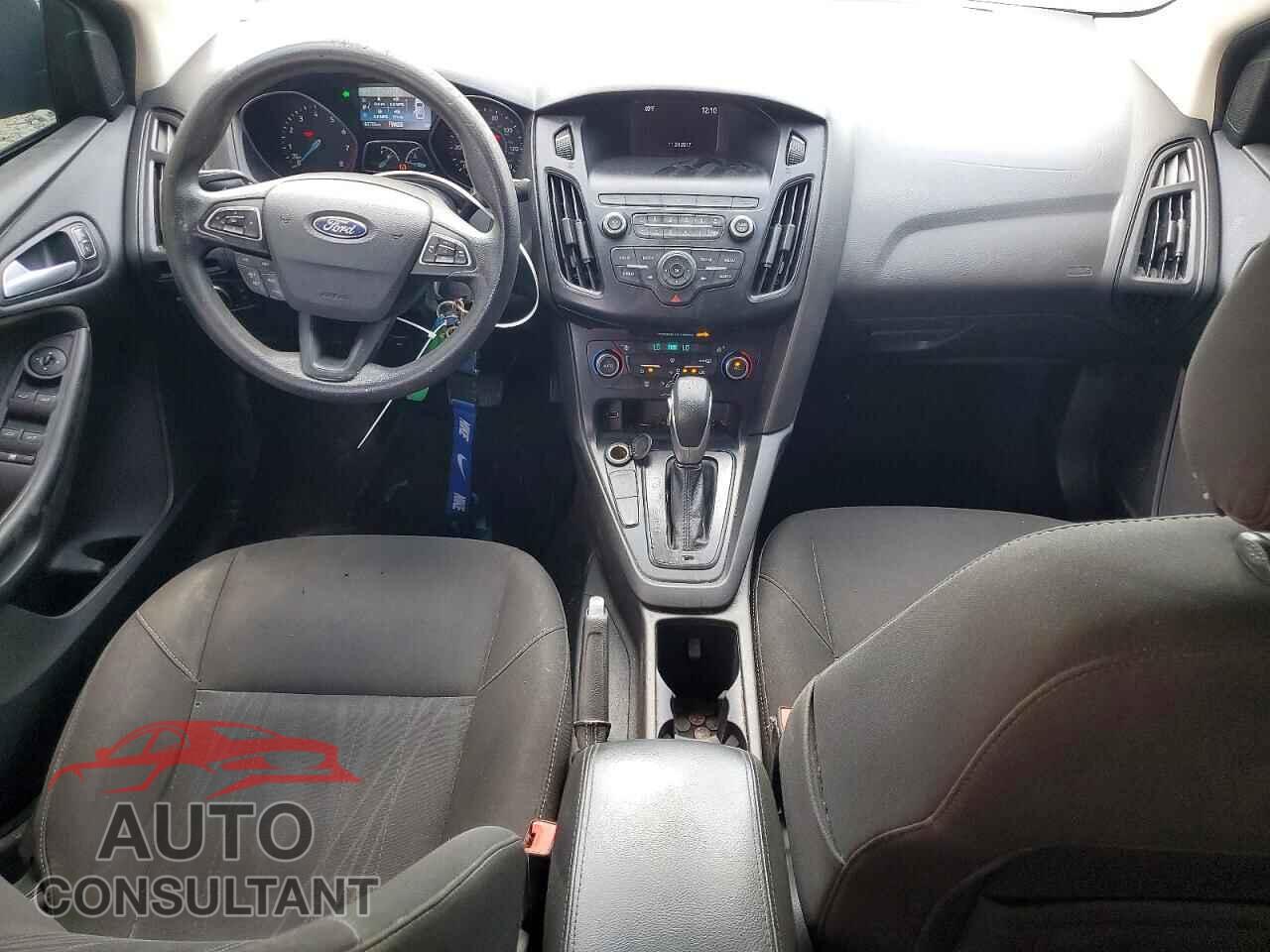 FORD FOCUS 2018 - 1FADP3FE7JL243862