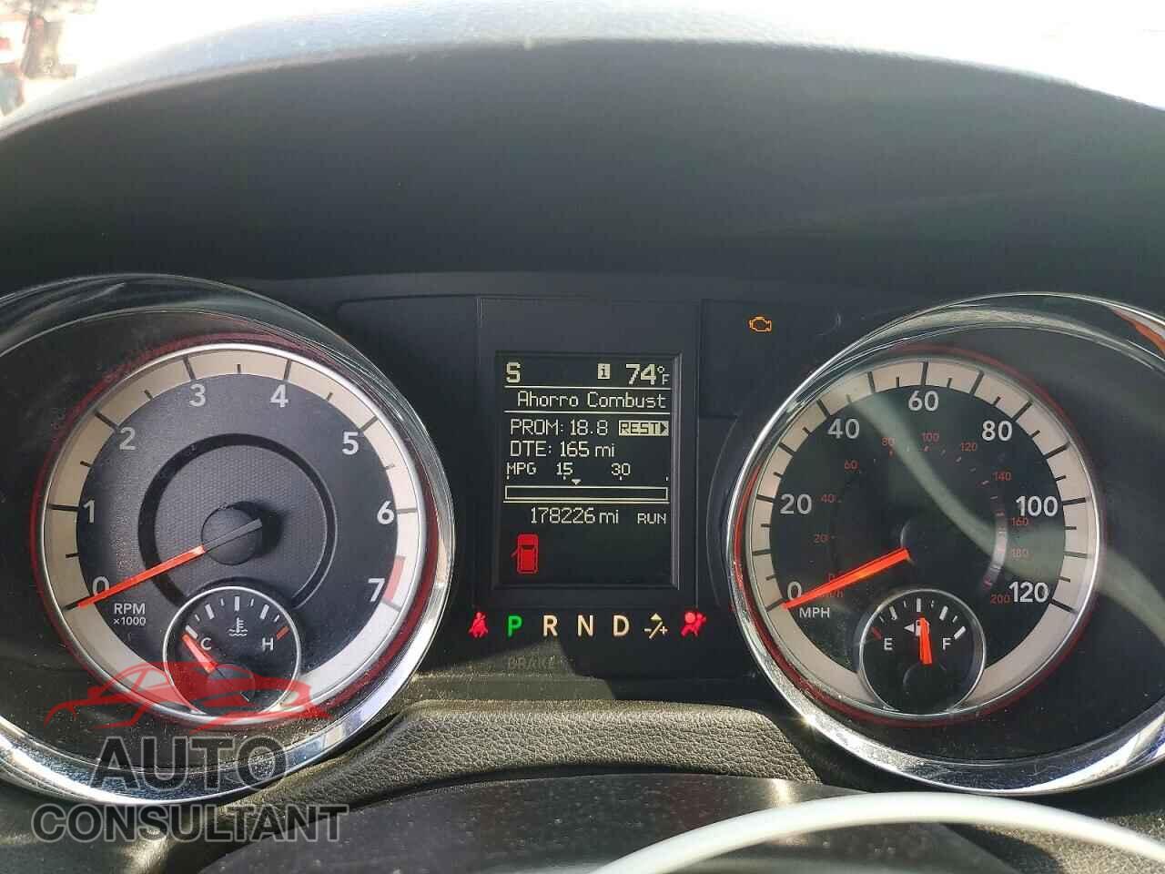 DODGE CARAVAN 2016 - 2C4RDGEG9GR330164