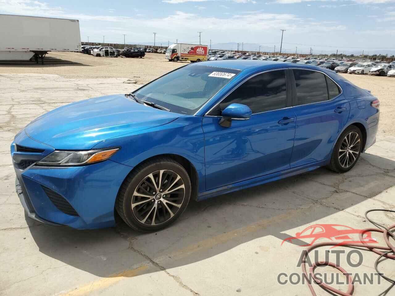 TOYOTA CAMRY 2018 - 4T1B11HK8JU041953