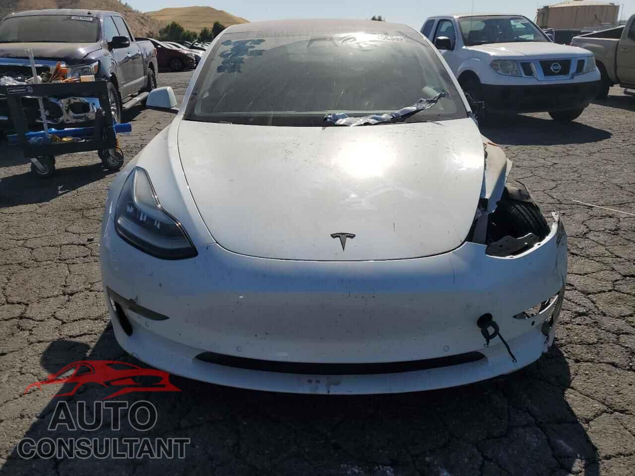 TESLA MODEL 3 2018 - 5YJ3E1EB2JF085313