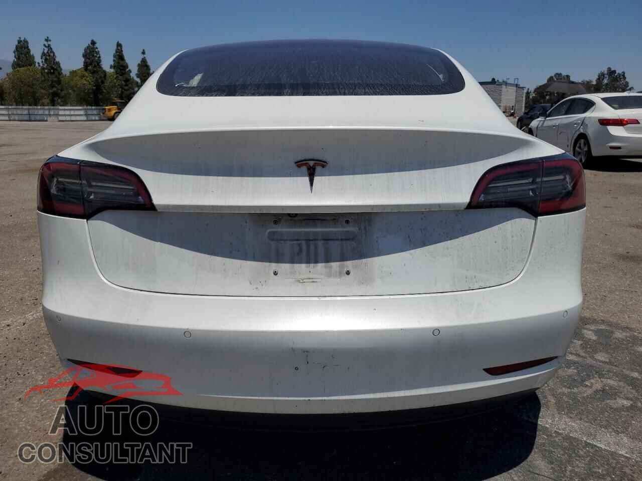 TESLA MODEL 3 2018 - 5YJ3E1EA3JF035480