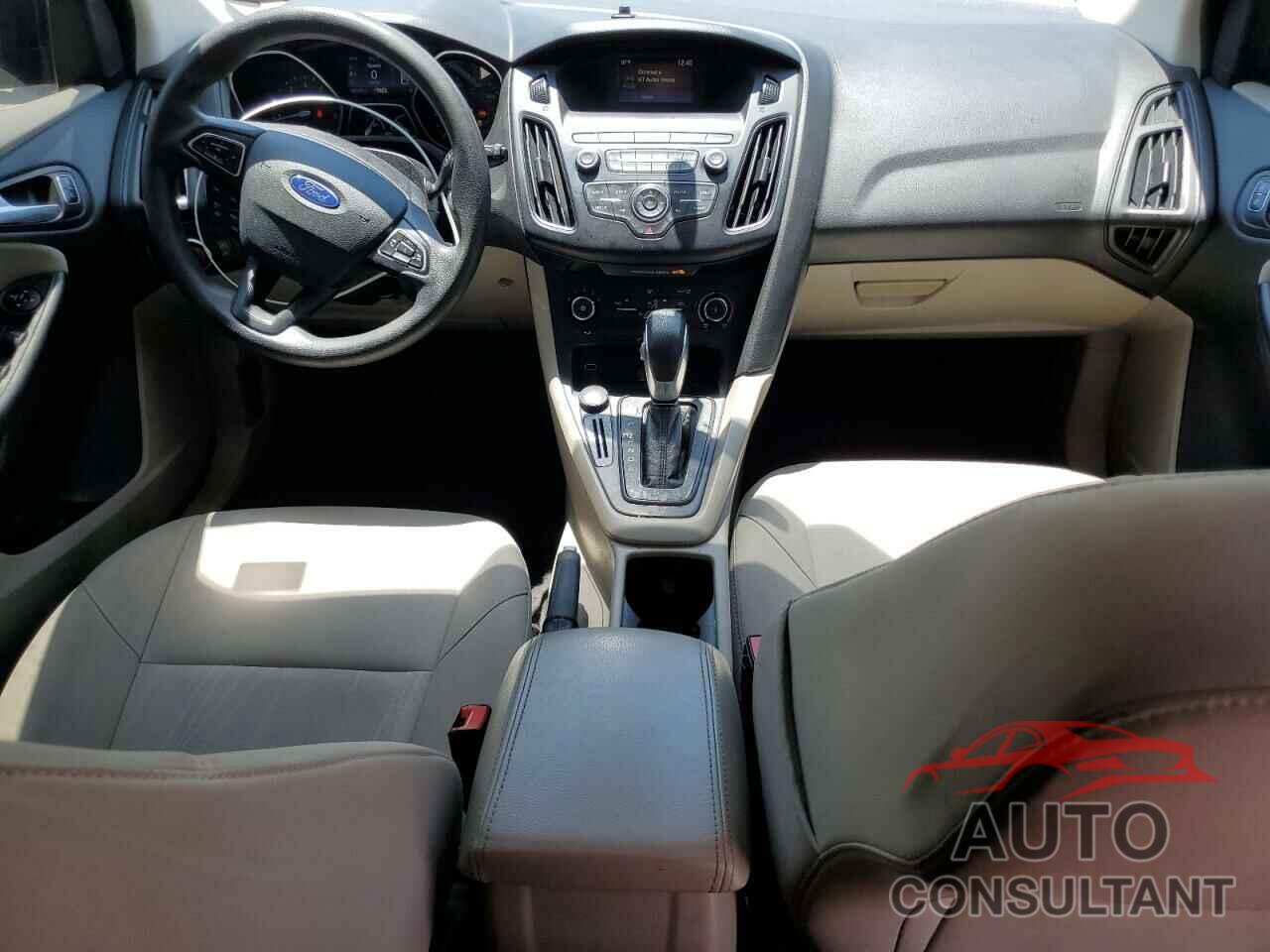FORD FOCUS 2018 - 1FADP3K26JL280302