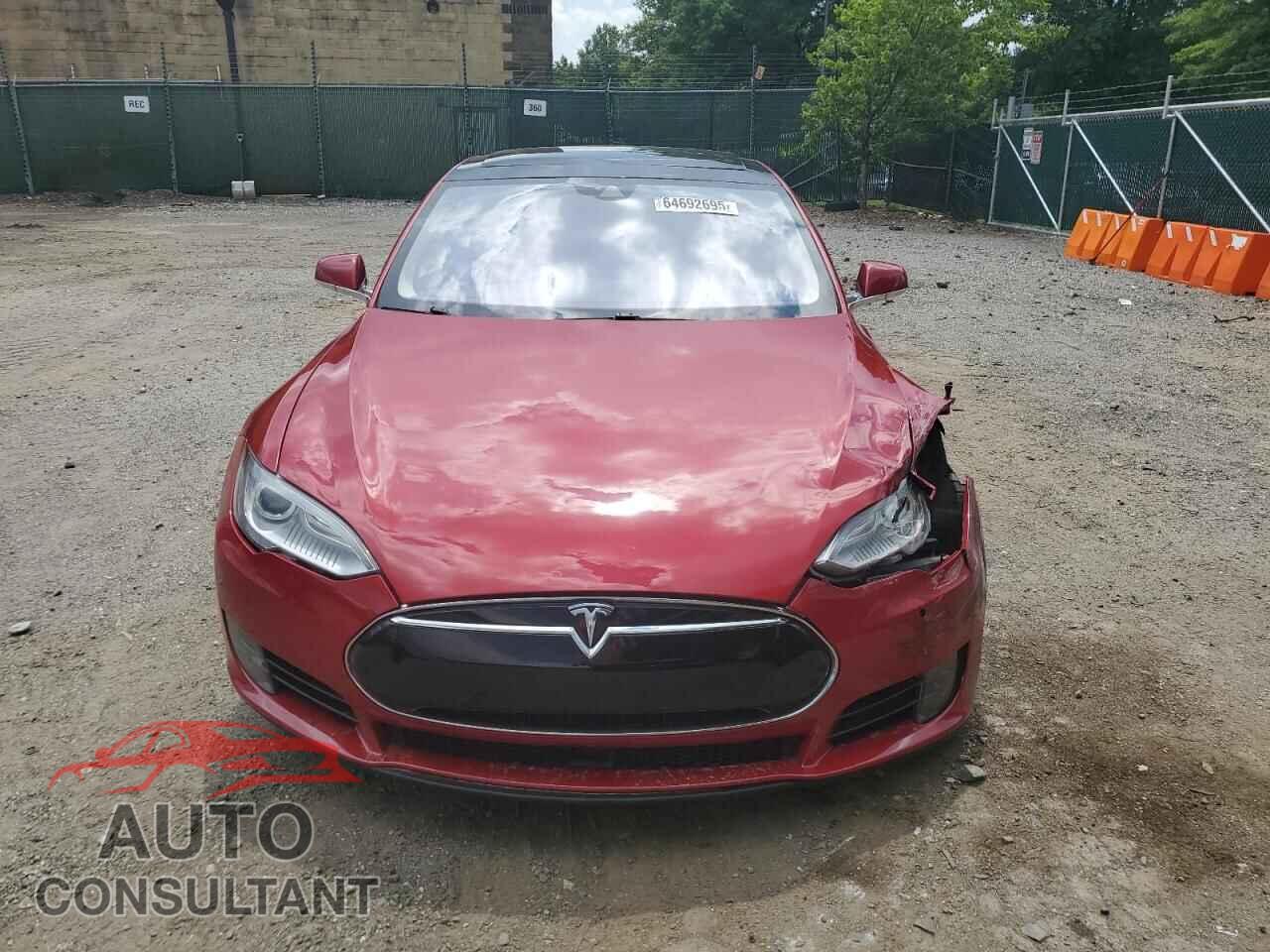 TESLA MODEL S 2016 - 5YJSA1E2XGF129235