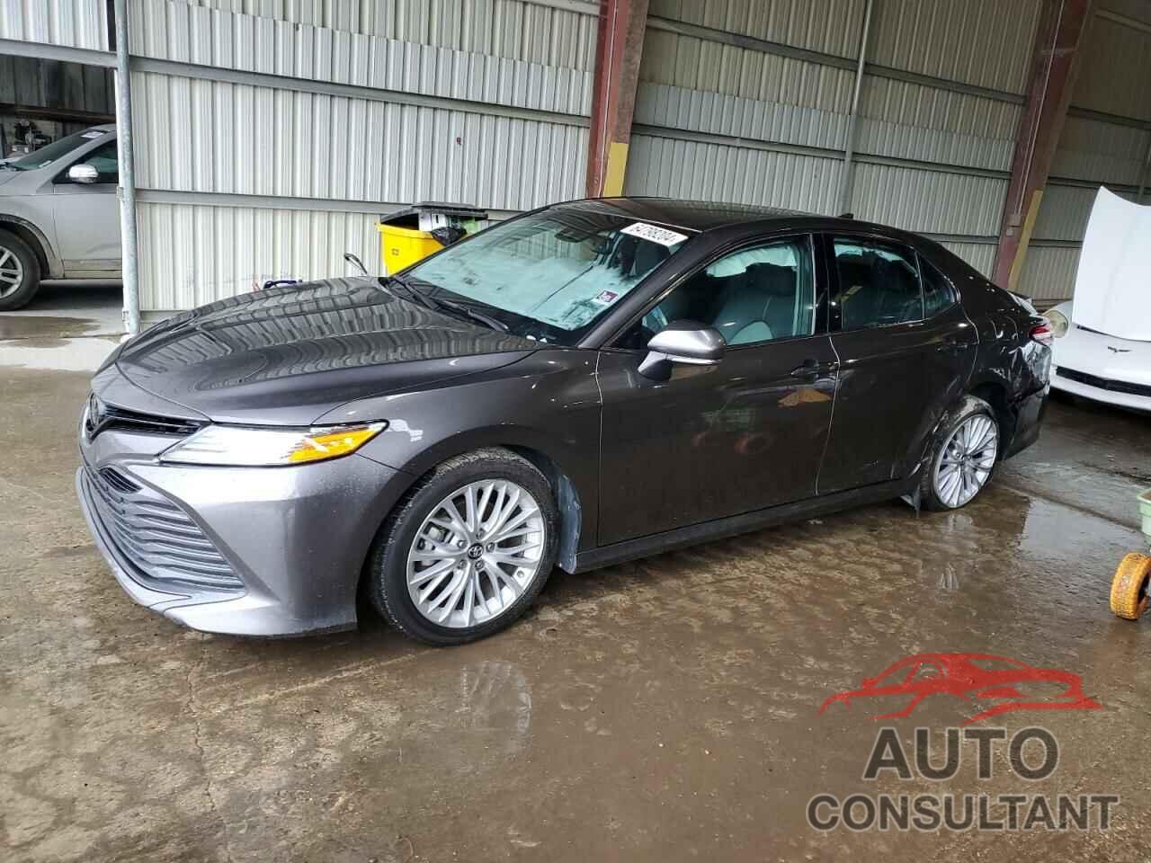 TOYOTA CAMRY 2019 - 4T1B11HK3KU804804
