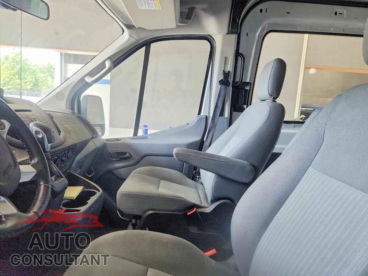 FORD TRANSIT 2015 - 1FTNE2CM3FKB25170