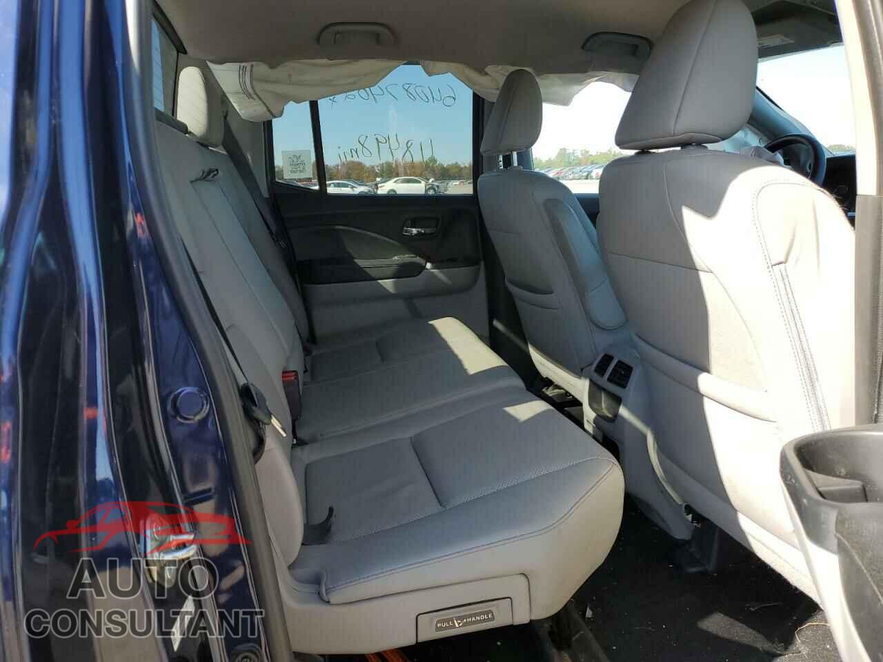 HONDA RIDGELINE 2017 - 5FPYK2F61HB001764