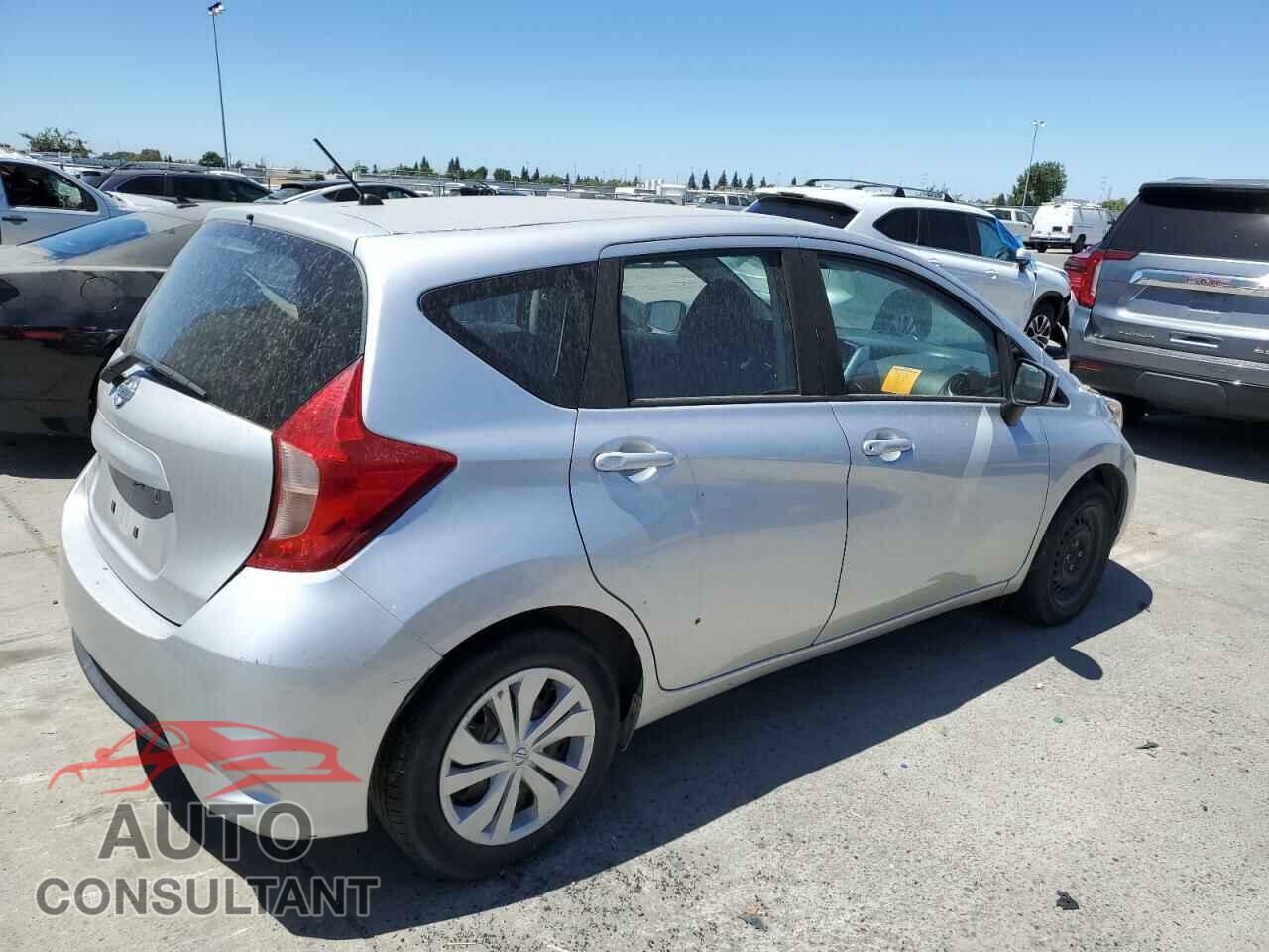 NISSAN VERSA 2017 - 3N1CE2CP3HL373540
