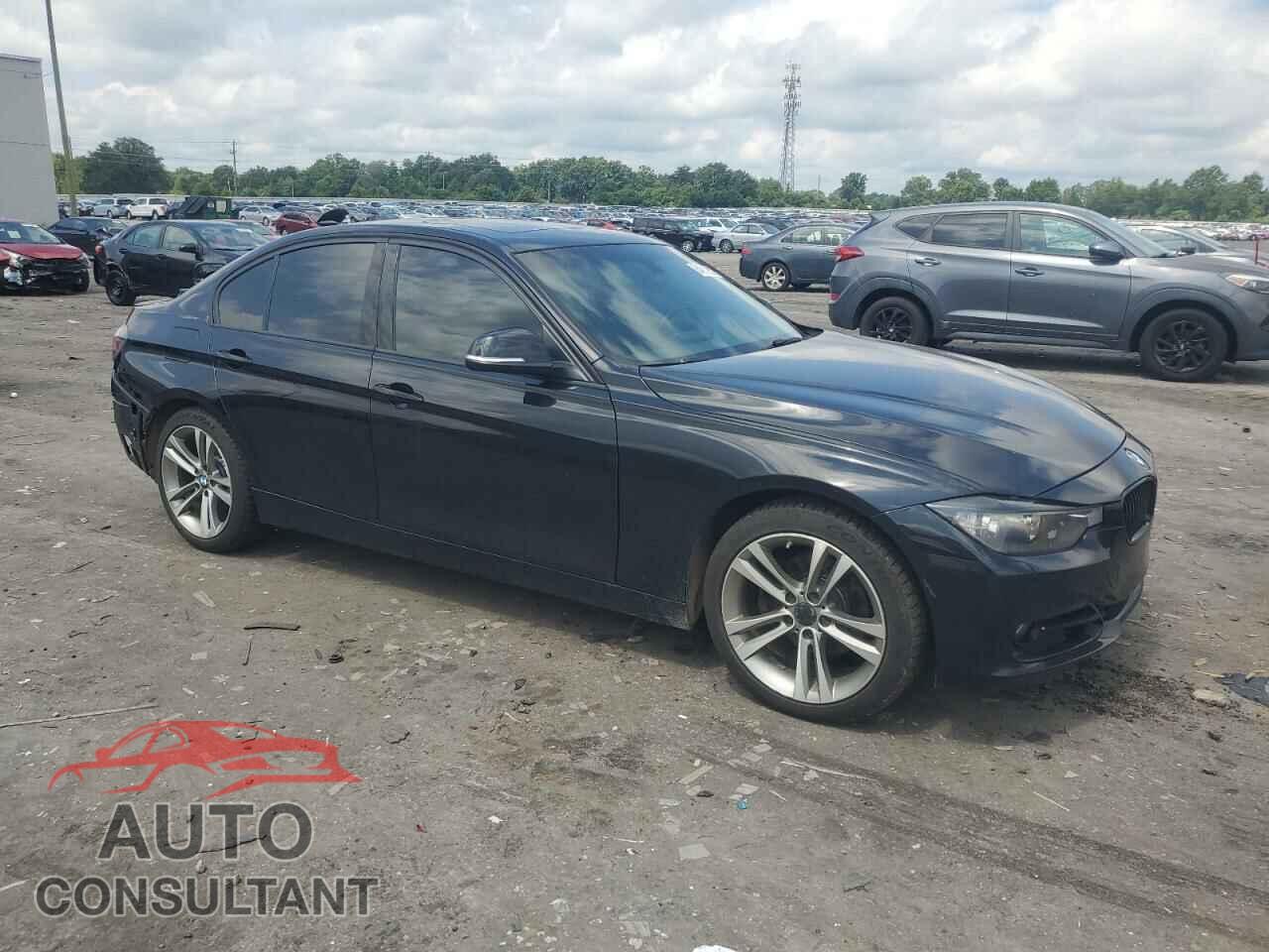 BMW 3 SERIES 2013 - WBA3B5C5XDF598366