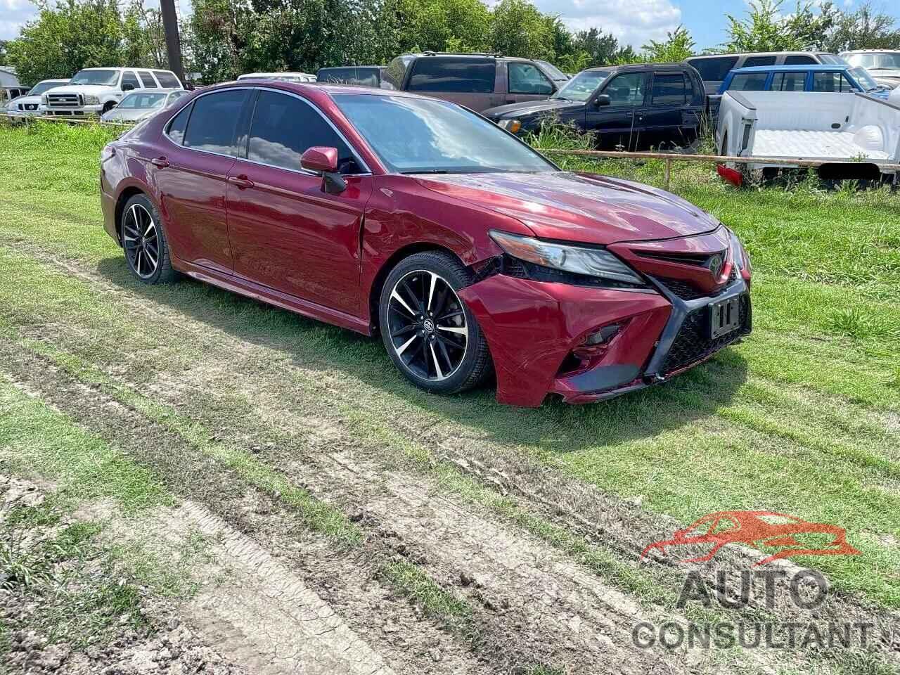 TOYOTA CAMRY 2018 - 4T1B61HK7JU507213