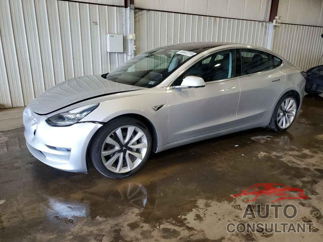 TESLA MODEL 3 2018 - 5YJ3E1EB2JF121470