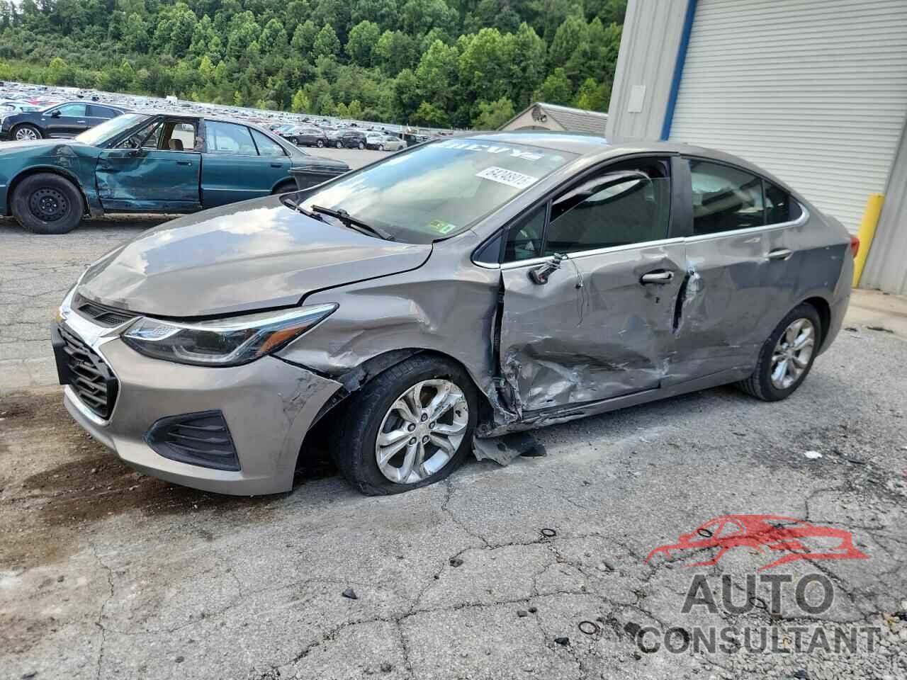 CHEVROLET CRUZE 2019 - 1G1BE5SM1K7101476