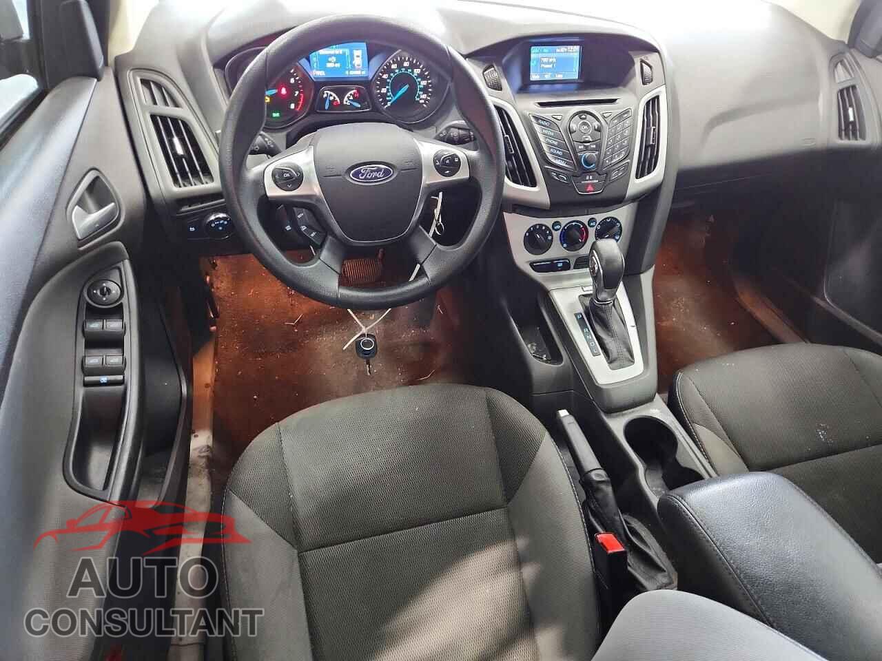 FORD FOCUS 2014 - 1FADP3F23EL129594