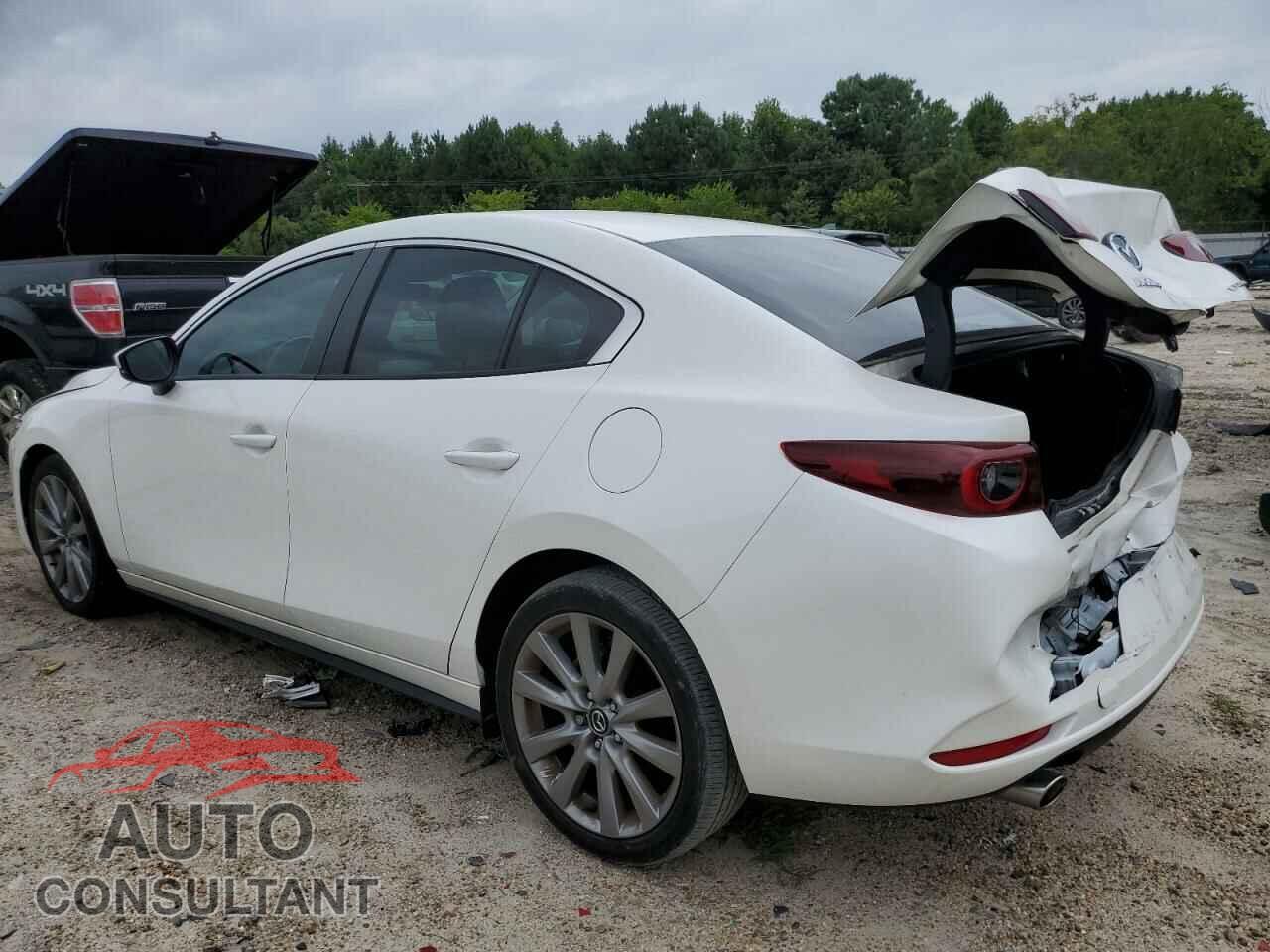 MAZDA 3 2022 - 3MZBPACL3NM311925