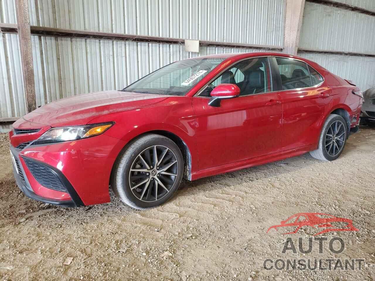 TOYOTA CAMRY 2021 - 4T1G11AK3MU437096