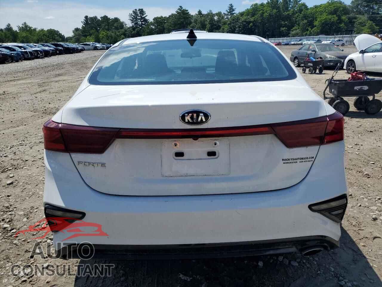 KIA FORTE 2019 - 3KPF24AD7KE098466