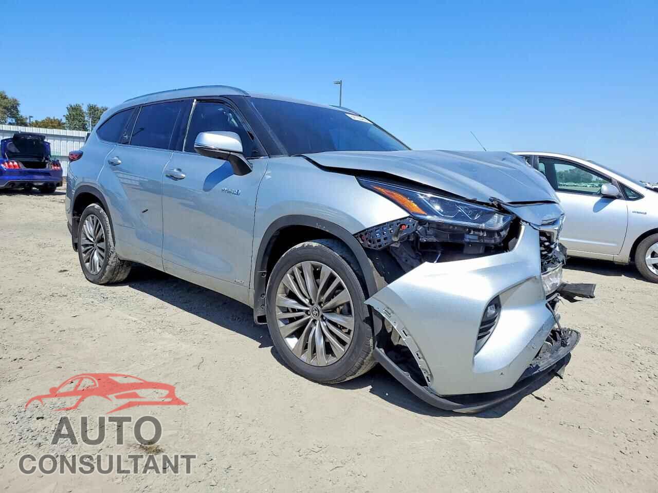 TOYOTA HIGHLANDER 2021 - 5TDEBRCH6MS018320