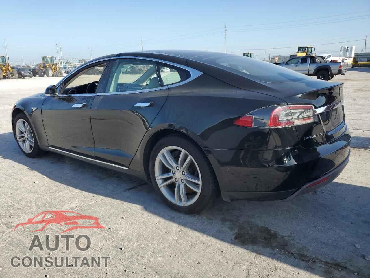 TESLA MODEL S 2014 - 5YJSA1H1XEFP61264