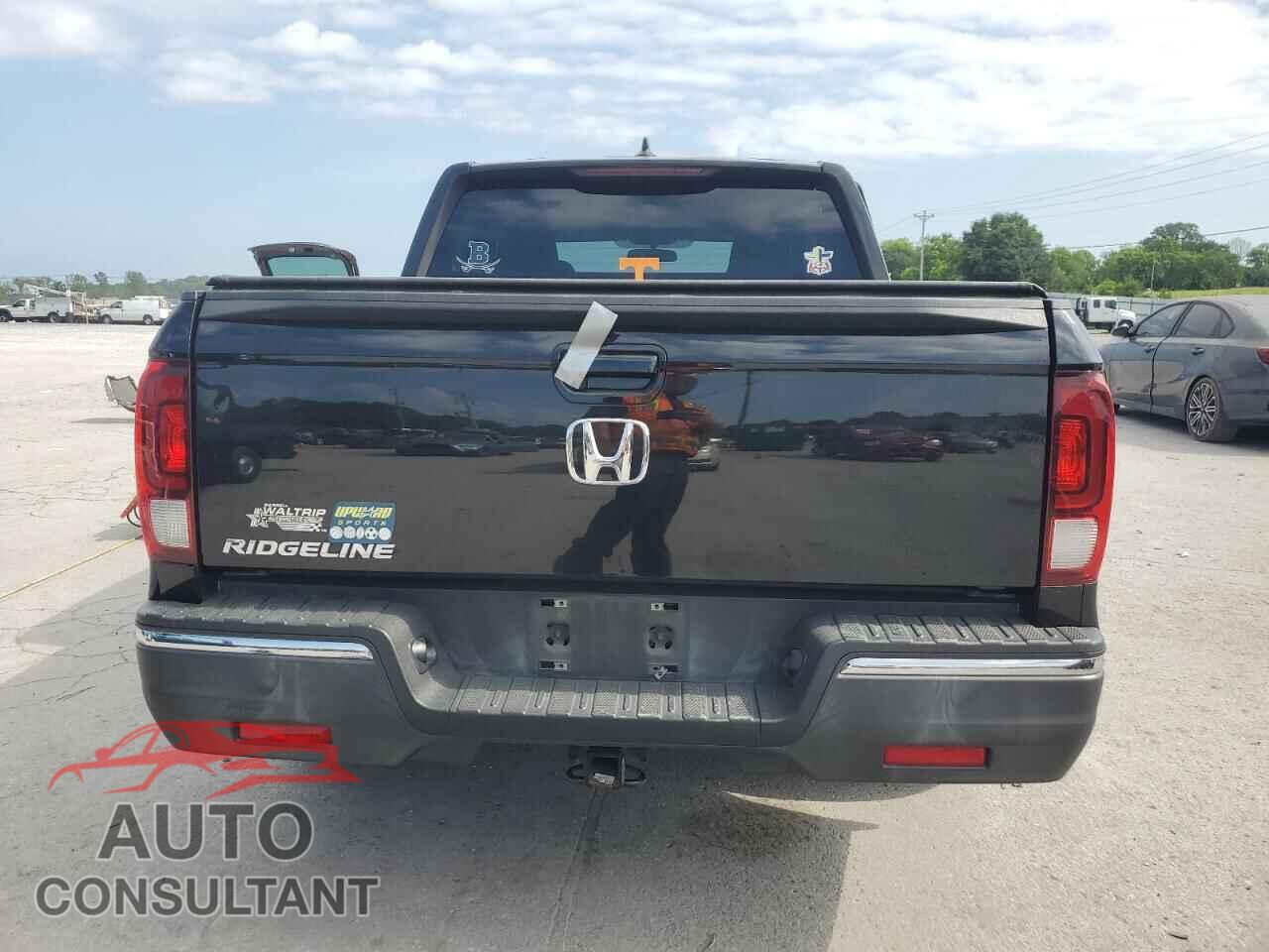 HONDA RIDGELINE 2017 - 5FPYK2F55HB010748