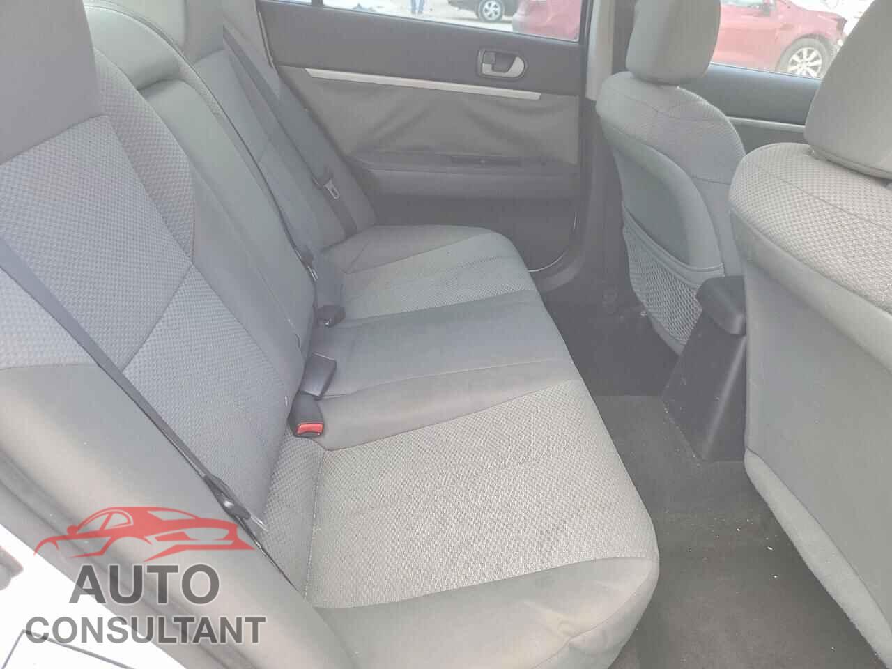 MITSUBISHI GALANT 2011 - 4A32B2FF6BE015437