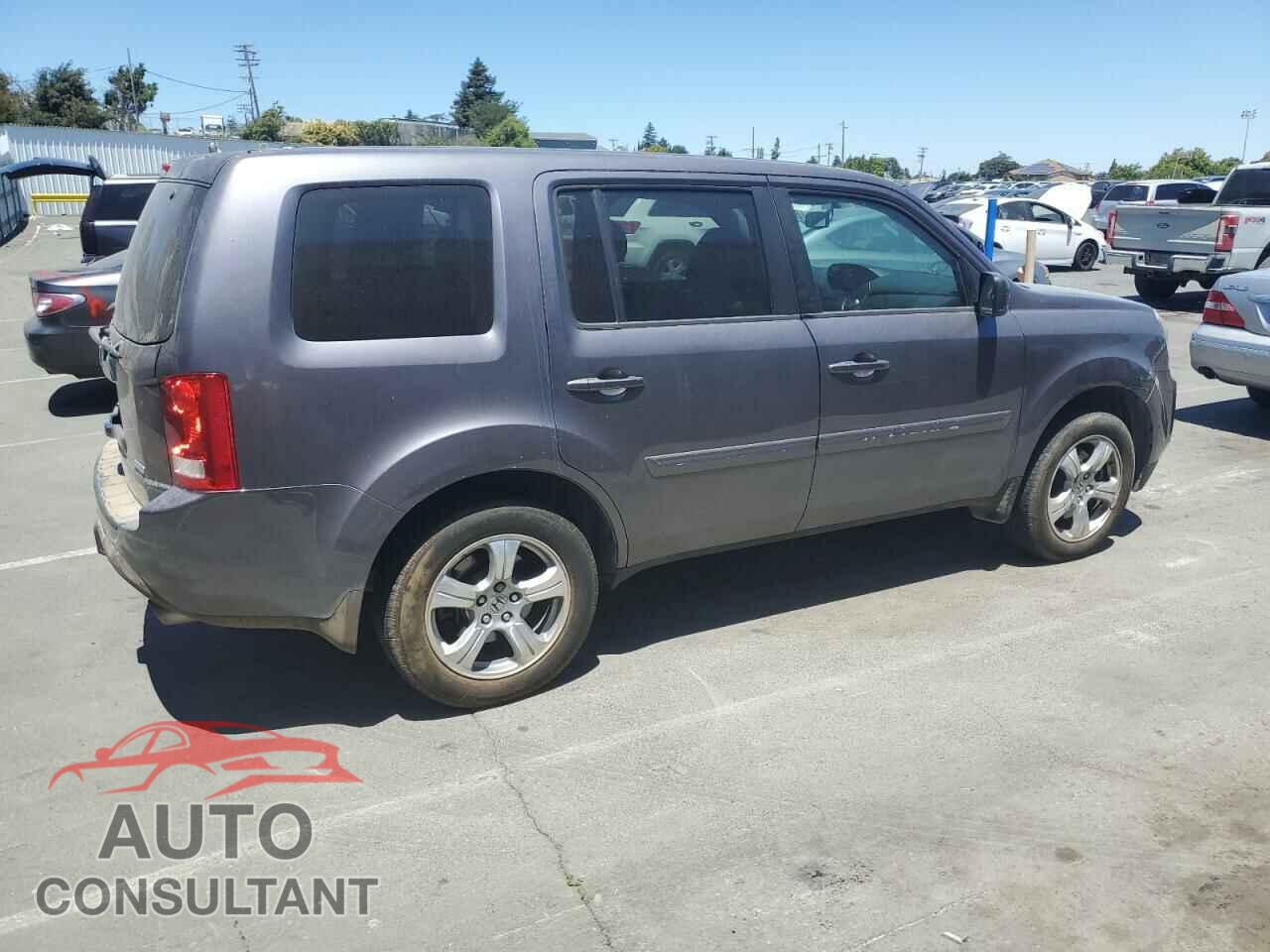 HONDA PILOT 2015 - 5FNYF4H51FB034306