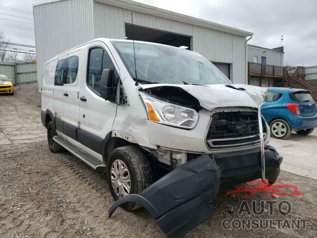 FORD TRANSIT CO 2018 - 1FTYR1ZM4JKB16862