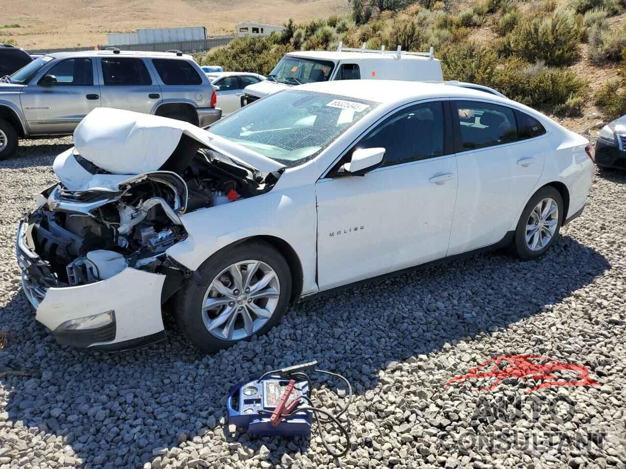 CHEVROLET MALIBU 2020 - 1G1ZD5ST6LF035605