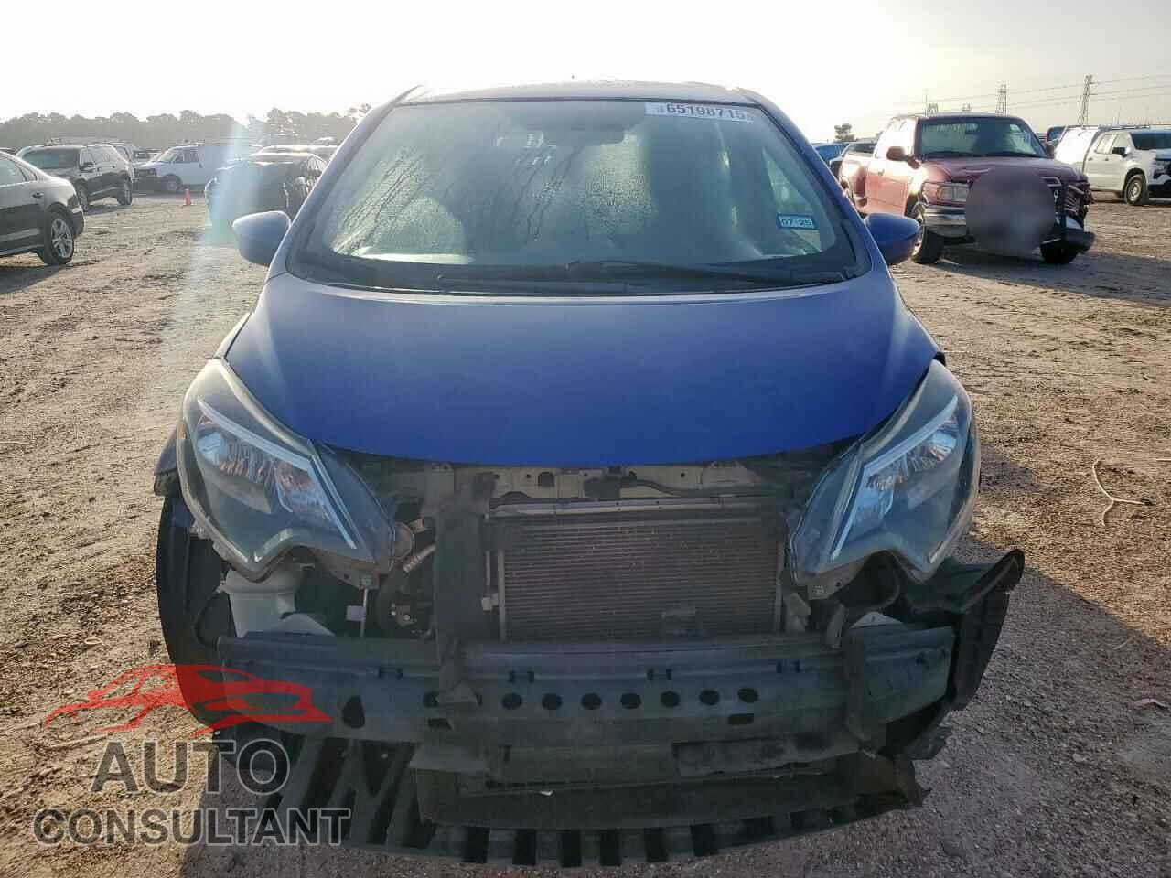 NISSAN VERSA 2017 - 3N1CE2CP5HL367366