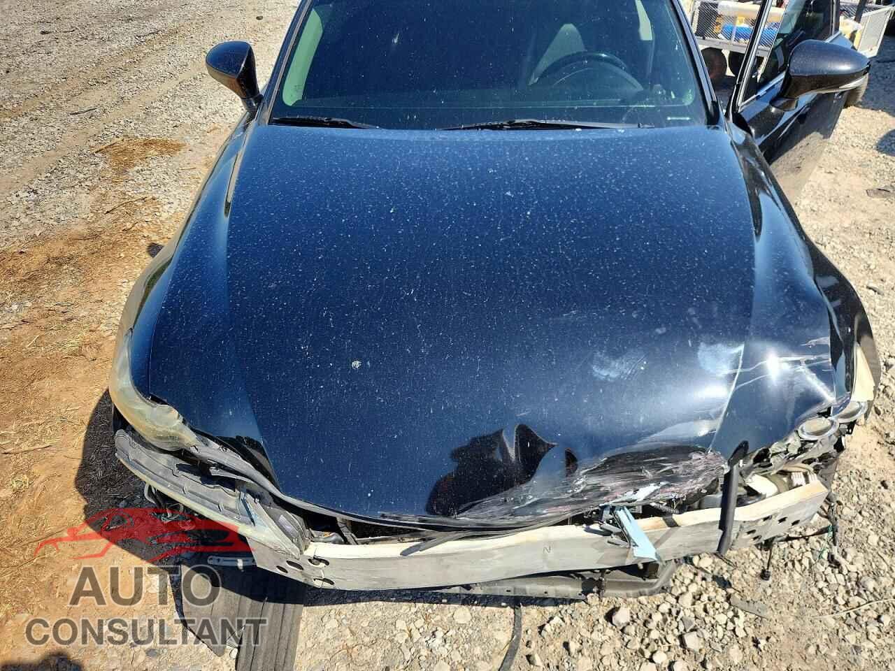 LEXUS IS 2015 - JTHBF1D27F5052695