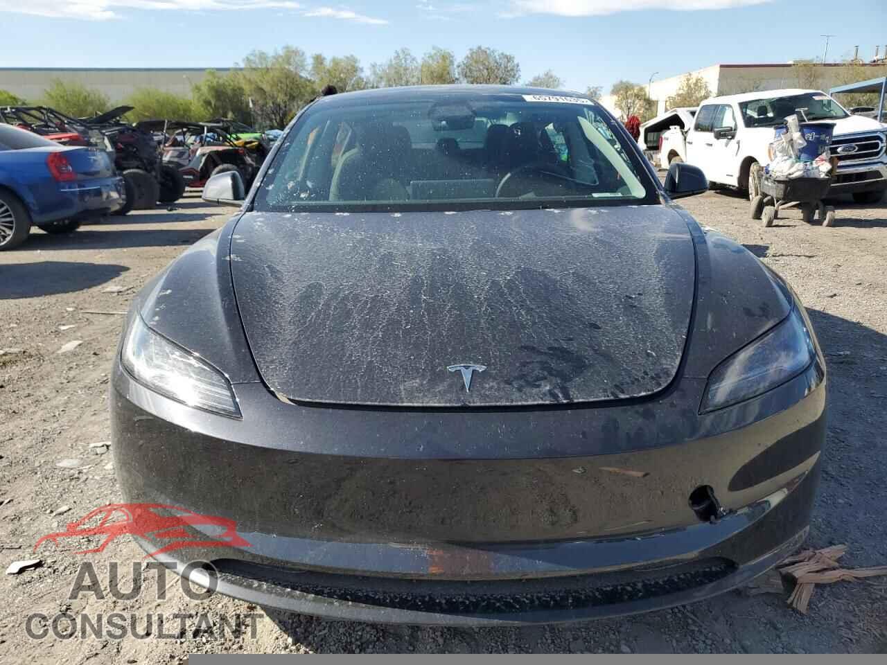 TESLA MODEL 3 2024 - 5YJ3E1EA5RF737487