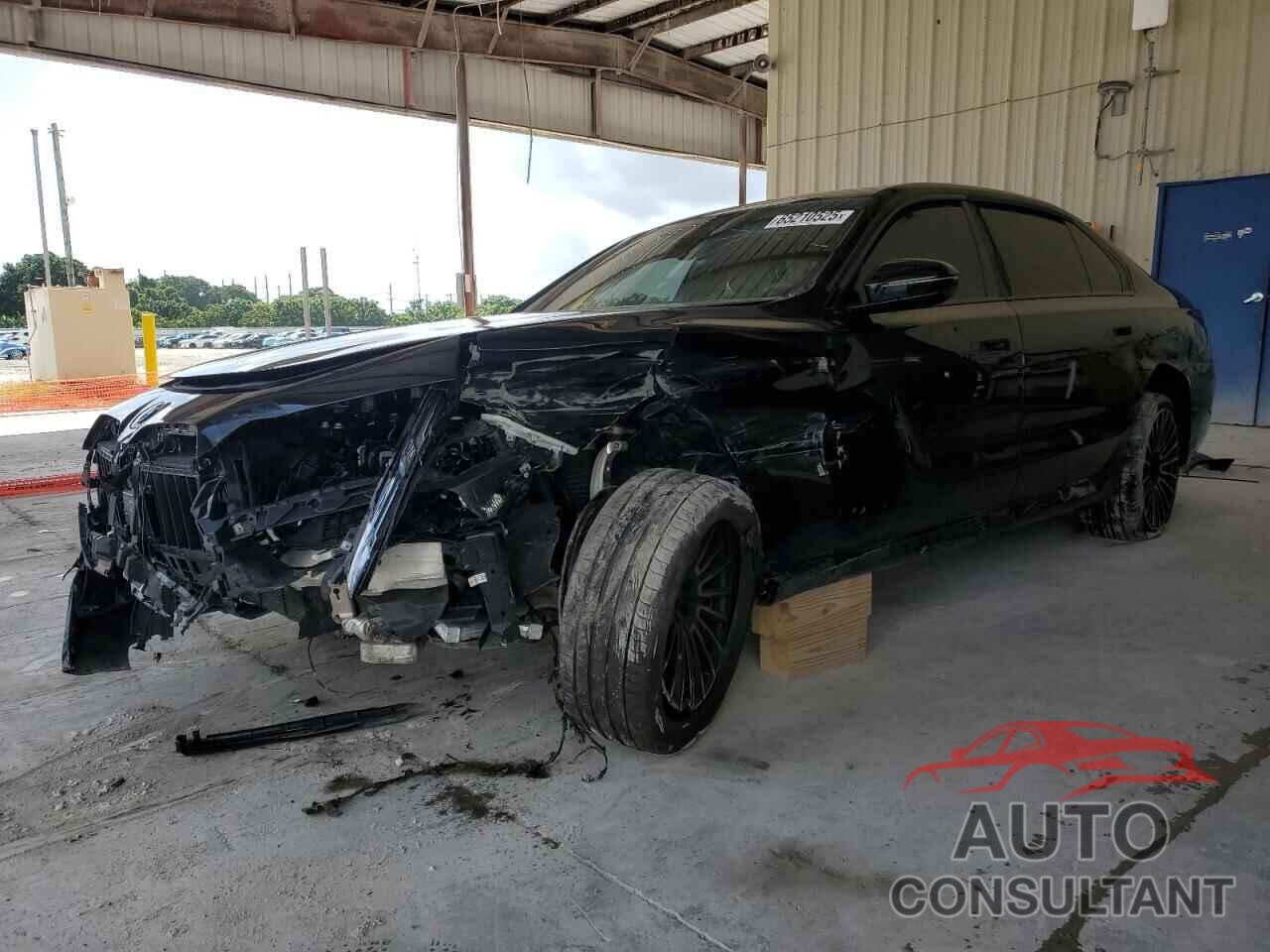 BMW 760 XI 2025 - WBA33EJ05SCU78817