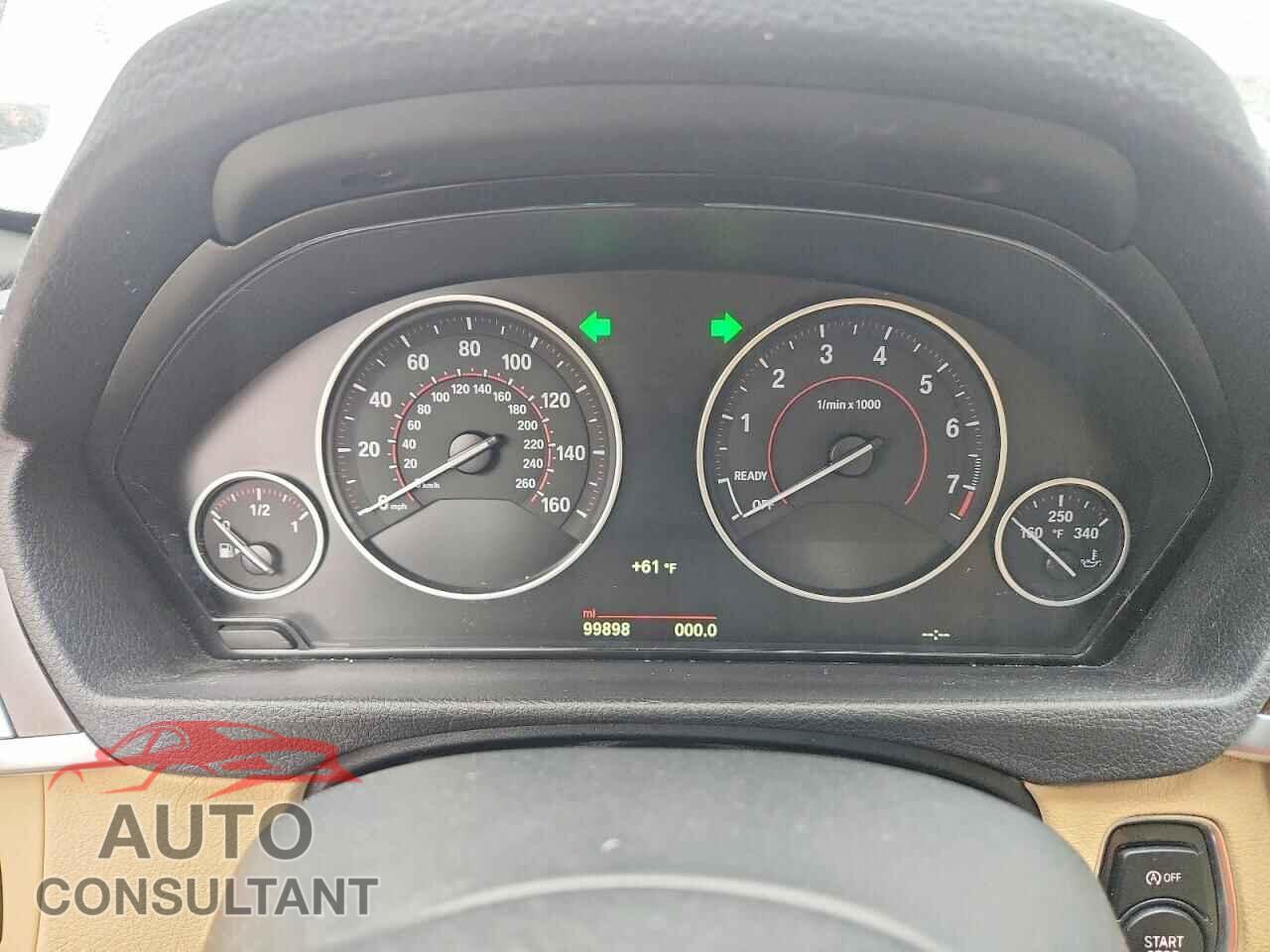 BMW 3 SERIES 2016 - WBA8E3G54GNU02699
