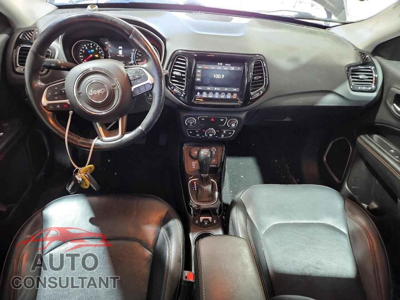 JEEP COMPASS 2020 - 3C4NJDCB6LT185427