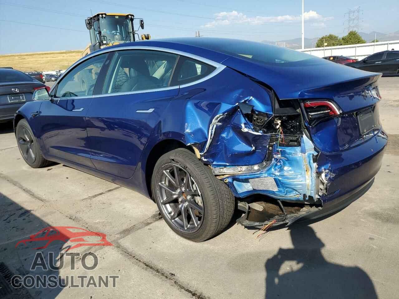 TESLA MODEL 3 2020 - 5YJ3E1EBXLF627955
