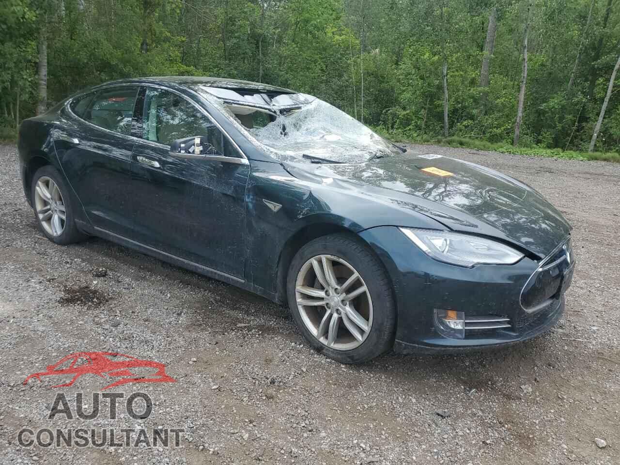 TESLA MODEL S 2013 - 5YJSA1DN8DFP24740