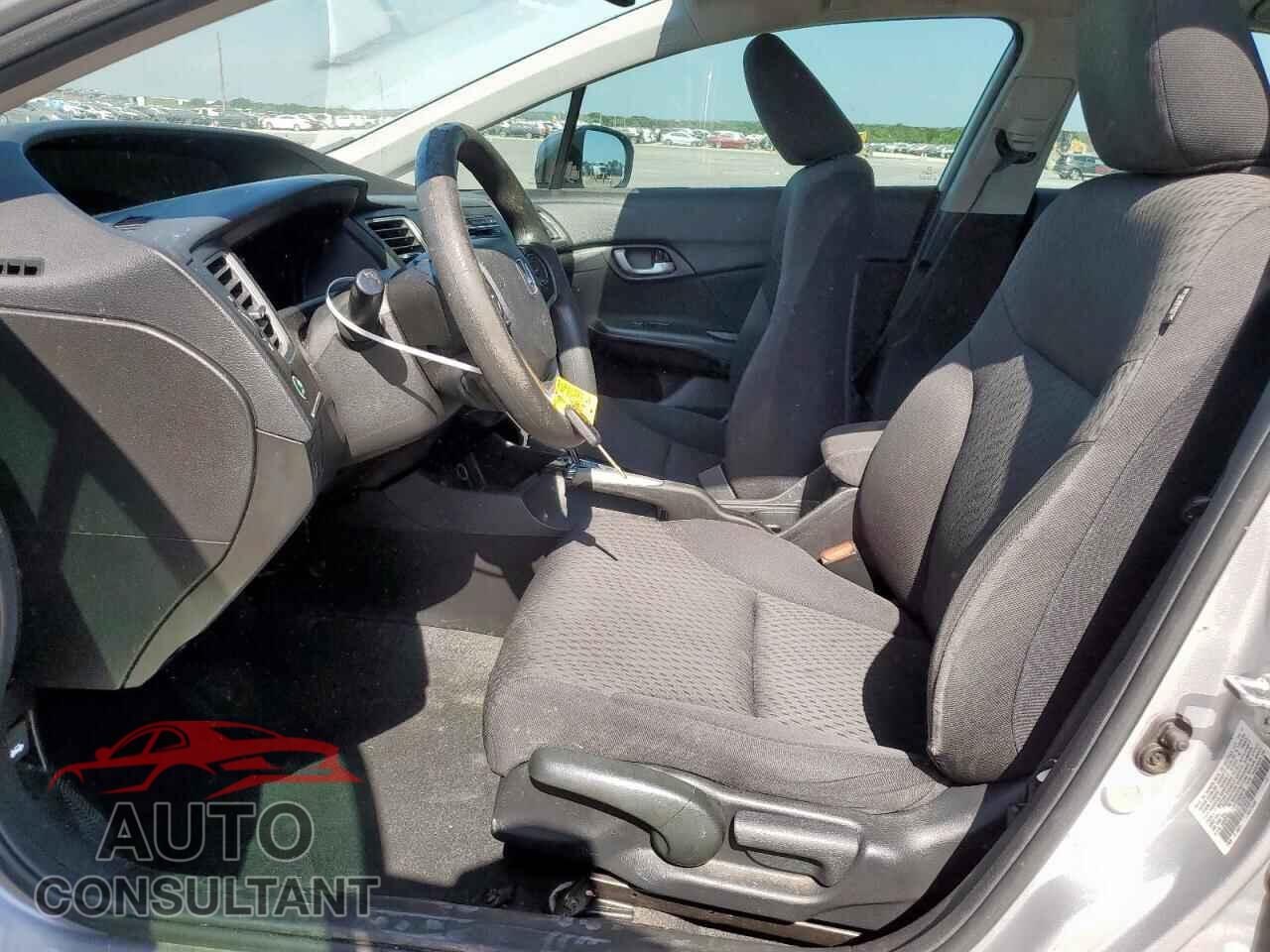 HONDA CIVIC 2015 - 19XFB2F54FE060916