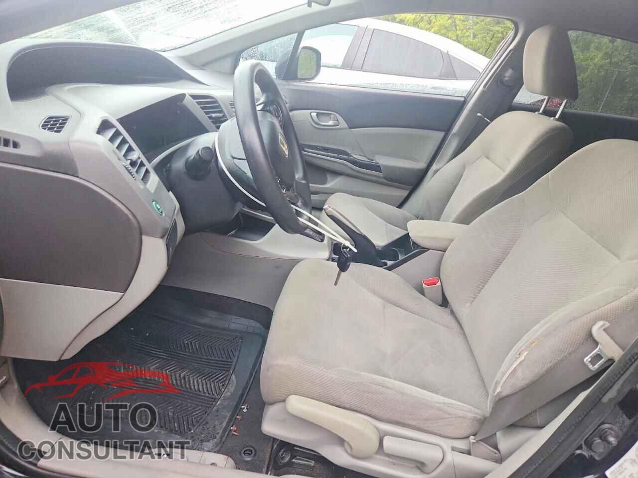 HONDA CIVIC 2012 - 2HGFB2F49CH121332