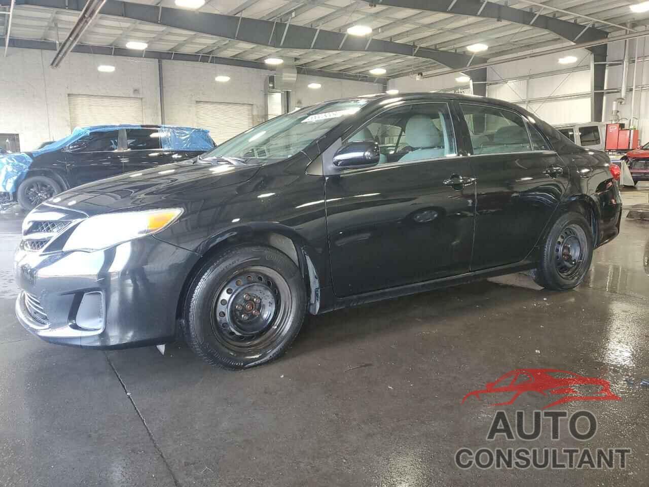 TOYOTA COROLLA 2013 - 2T1BU4EE5DC024931