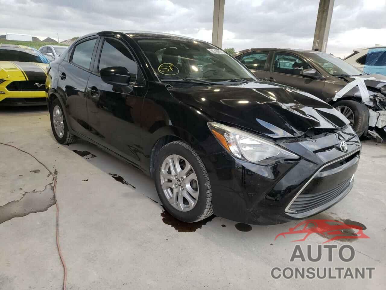 TOYOTA YARIS 2017 - 3MYDLBYV4HY185743