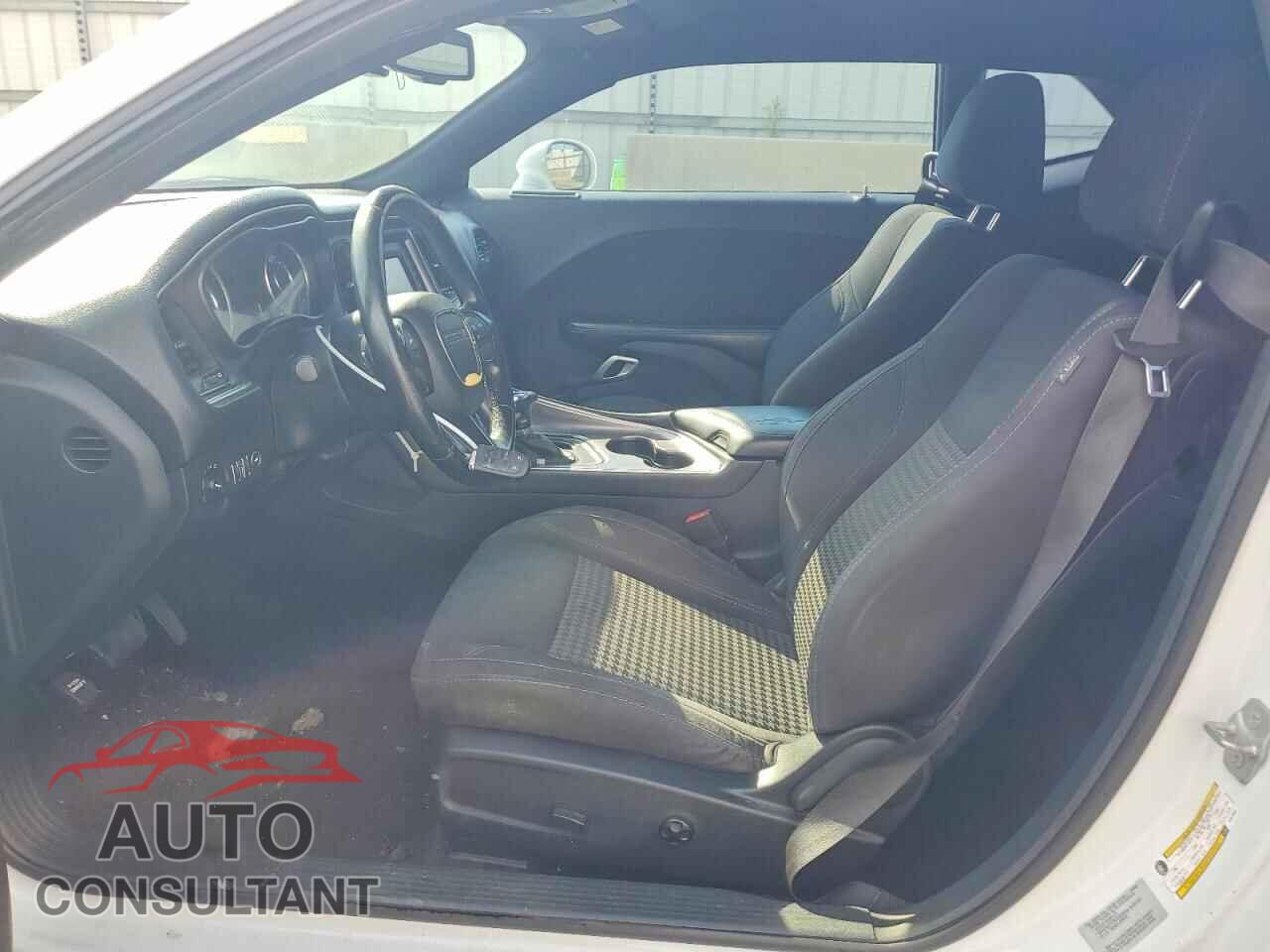 DODGE CHALLENGER 2015 - 2C3CDZAG4FH811049