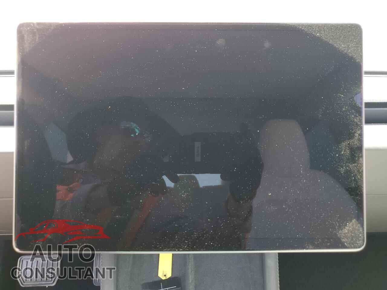 TESLA MODEL 3 2024 - 5YJ3E1EA1RF800374