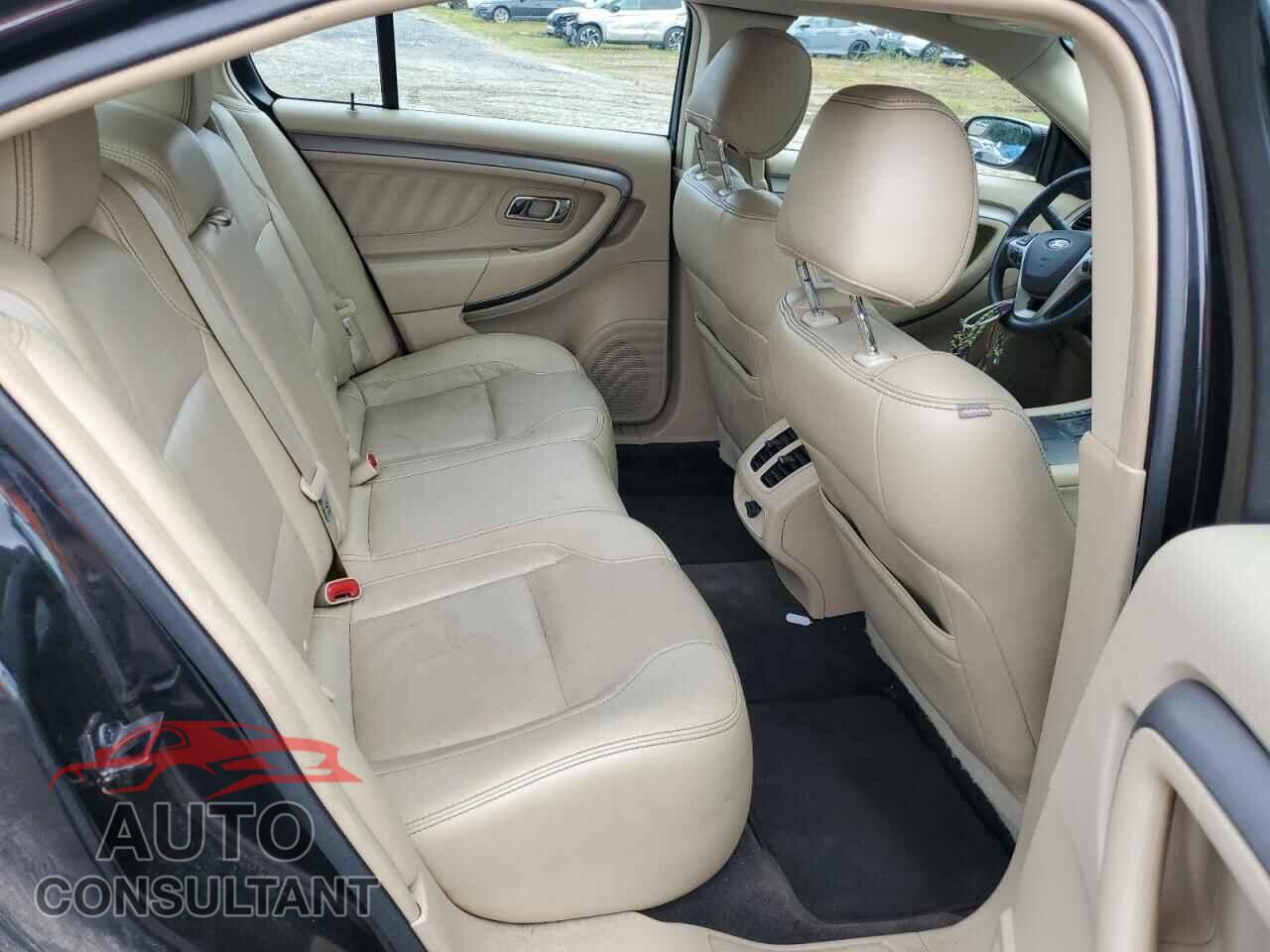 FORD TAURUS 2015 - 1FAHP2E80FG152259
