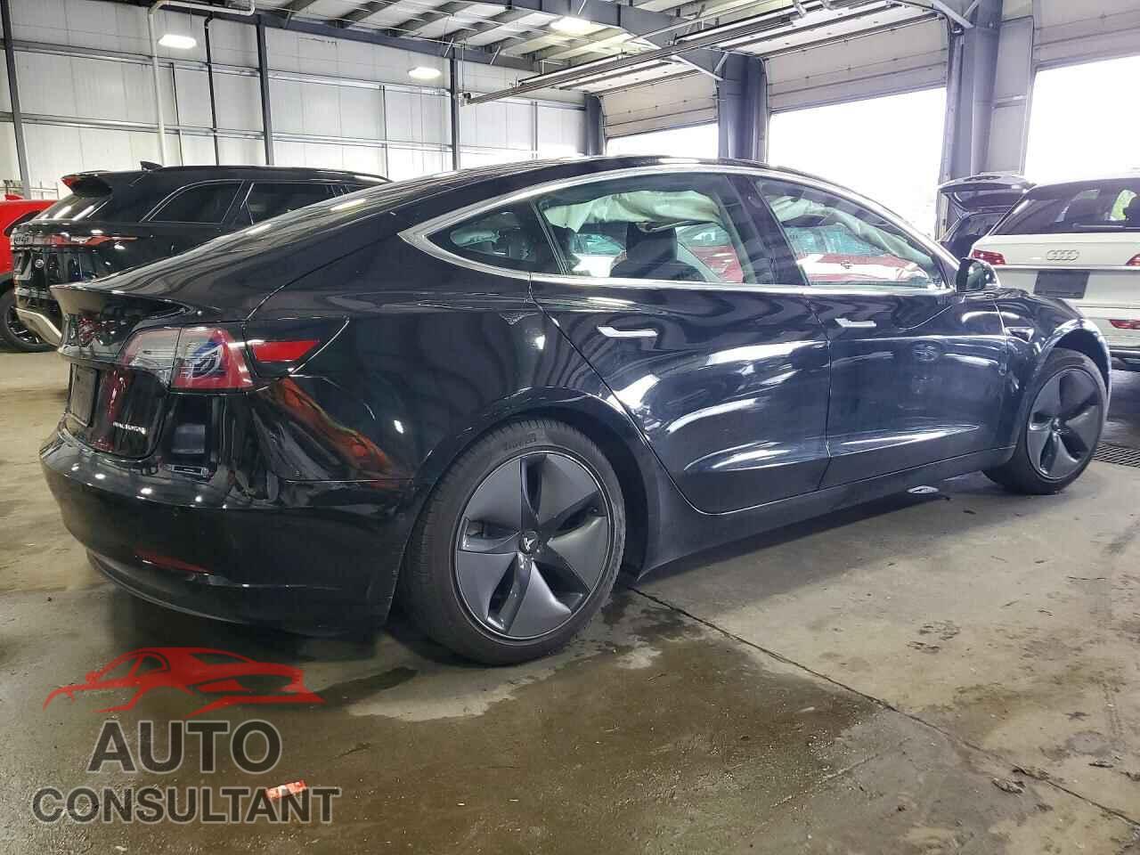 TESLA MODEL 3 2019 - 5YJ3E1EB0KF199070
