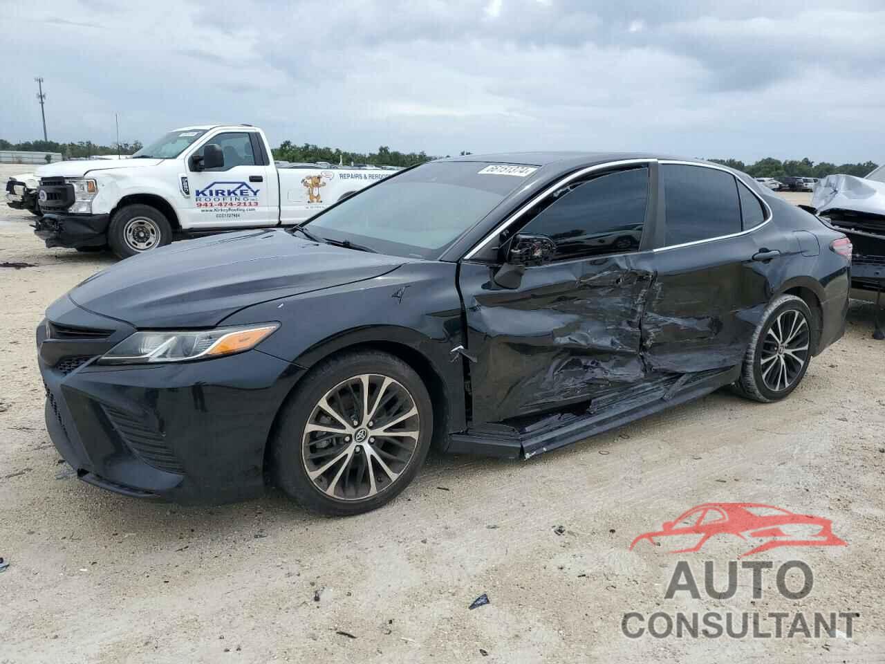 TOYOTA CAMRY 2019 - 4T1B11HK1KU825120
