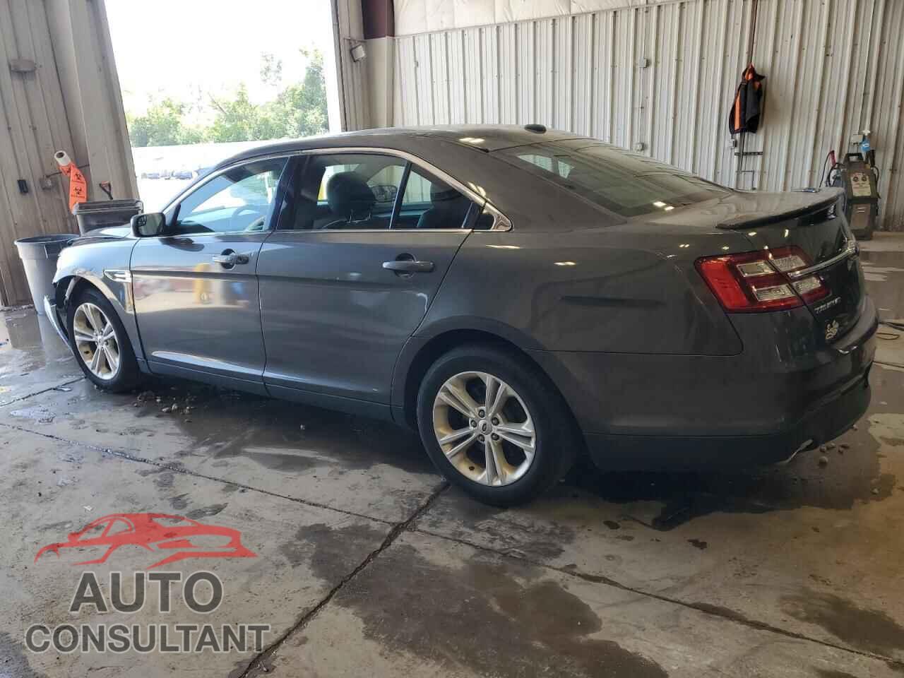 FORD TAURUS 2015 - 1FAHP2E85FG145761